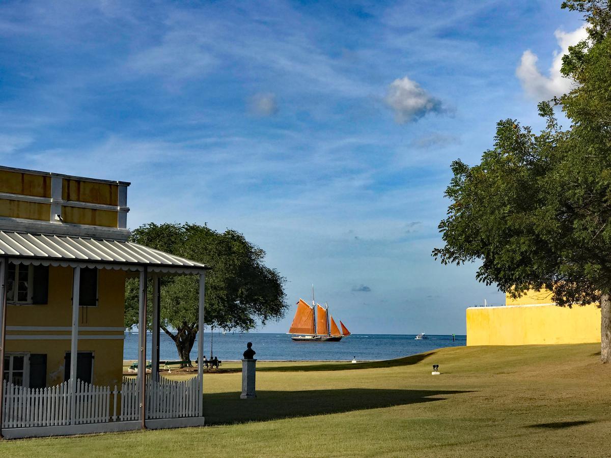 Sand Castle On The Beach - Adults Only Frederiksted المظهر الخارجي الصورة